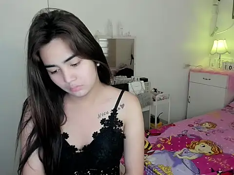 Alovelydoll nica online show from April 1, 2:13 am