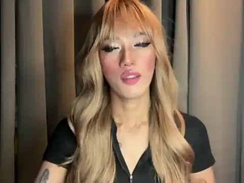 Snapshot of Lust-sluttymira chatting on October 3, 7:48 pm Lust-sluttymira online show from October 3, 7:48 pm