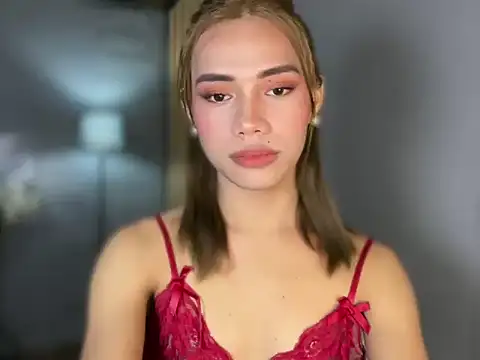 Lovelynikki03 online show from June 5, 3:00 am