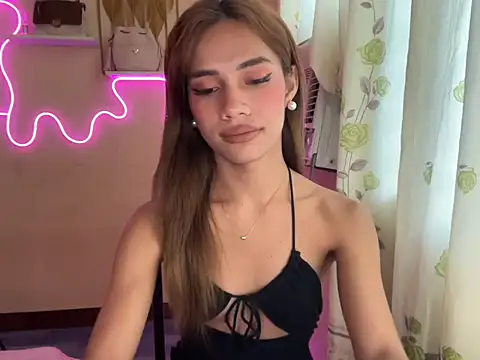Lovelynikki03 online show from September 27, 10:16 pm