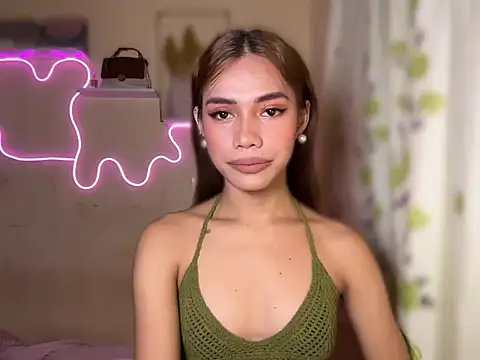 Lovelynikki03 online show from September 25, 8:59 pm