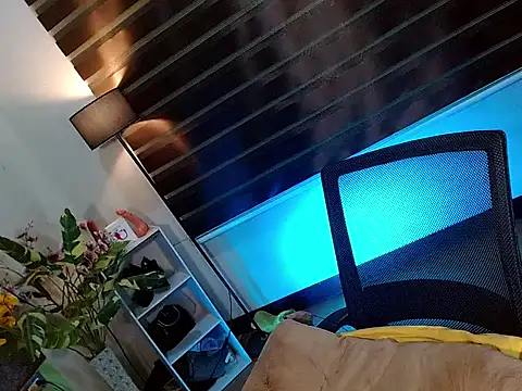 Bella subhunterx online show from February 8, 8:56 am