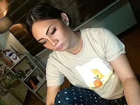 Bella subhunterx online show from April 9, 12:00 pm