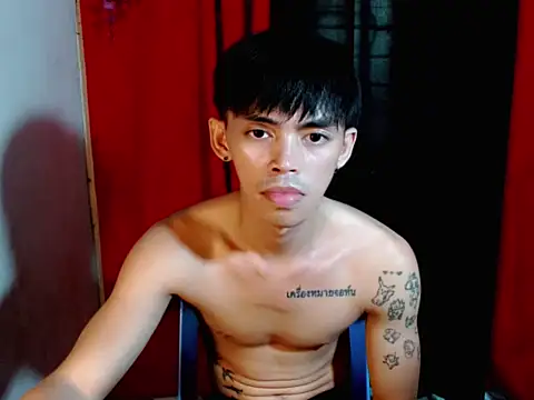 urhunky boy online show from May 13, 2:18 am