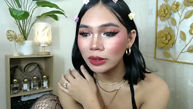 miyaa Moore online show from September 25, 8:37 pm
