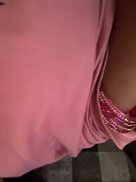 Snapshot of horney_dreamgirl2 chatting on February 20, 6:19 am horney dreamgirl2 online show from February 20, 6:19 am