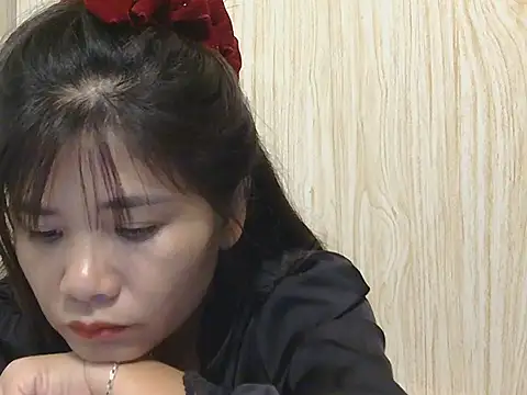 Snapshot of Ori299 chatting on November 5, 3:42 am Ori299 online show from November 5, 3:42 am