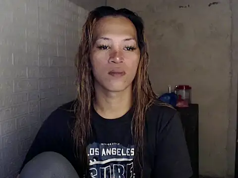 Snapshot of isabellabigcock06 chatting on April 15, 1:48 pm isabellabigcock06 online show from April 15, 1:48 pm