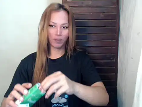 isabellabigcock06 online show from September 29, 1:28 pm