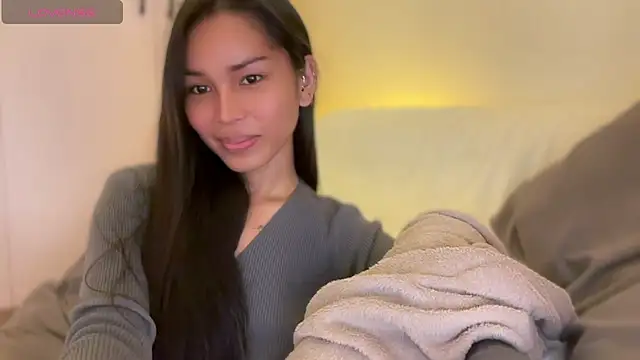  sexyanne69  online show from October 29, 6:40 pm