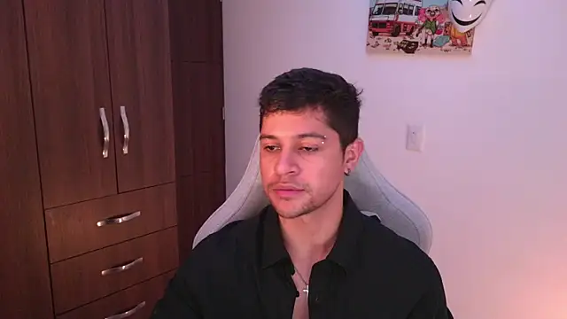 Snapshot of domsantiago_ chatting on November 15, 10:58 pm domsantiago online show from November 15, 10:58 pm