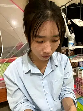 oneyou 400 online show from November 6, 2:10 pm