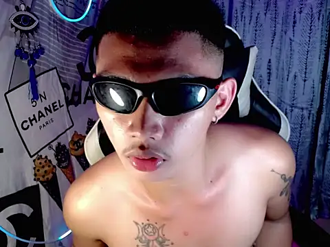 asianhardcock25 online show from November 14, 3:54 am