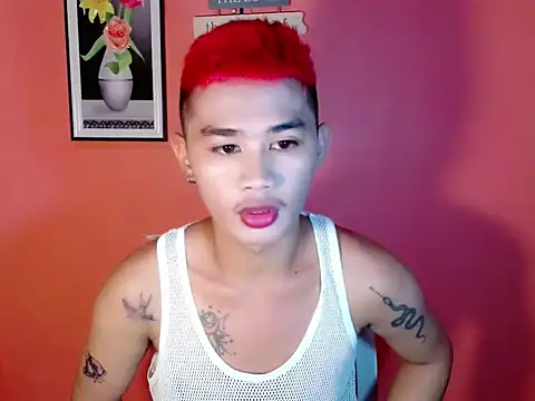 Snapshot of asianhardcock25 chatting on October 3, 6:04 am asianhardcock25 online show from October 3, 6:04 am