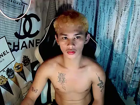 asianhardcock25 online show from January 8, 4:51 am