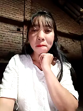 emaame68 online show from December 16, 1:26 pm