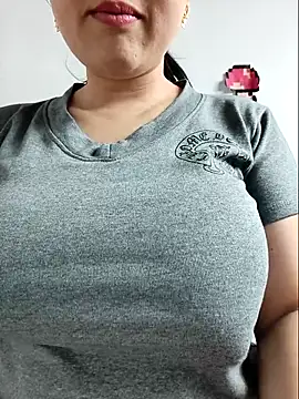 Shiny Babe online show from March 19, 5:51 am