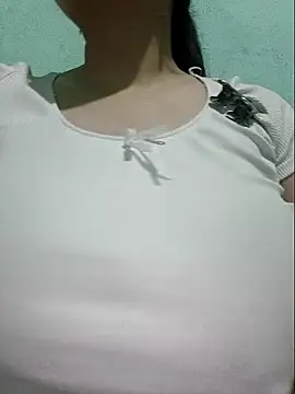 Shiny Babe online show from May 8, 2:43 pm