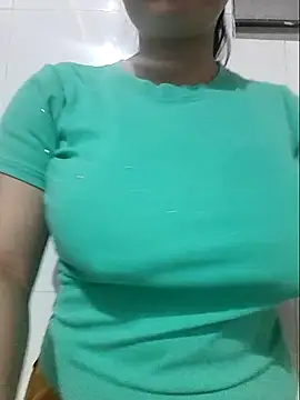 Shiny Babe online show from February 10, 4:00 am