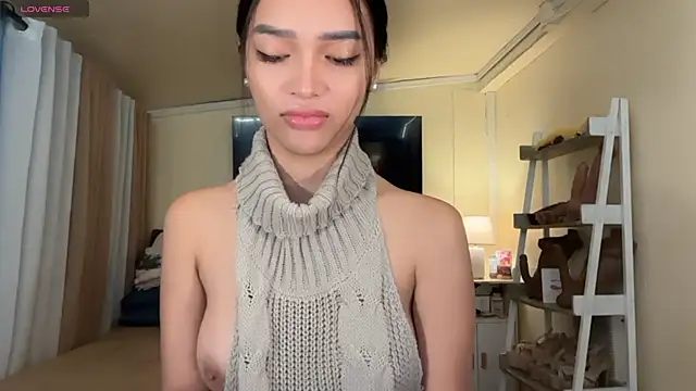 Snapshot of _agatha143_ chatting on June 26, 3:12 am agatha143 online show from June 26, 3:12 am