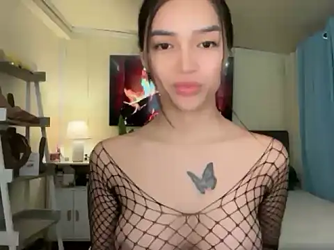 Snapshot of _agatha143_ chatting on July 8, 2:13 am agatha143 online show from July 8, 2:13 am