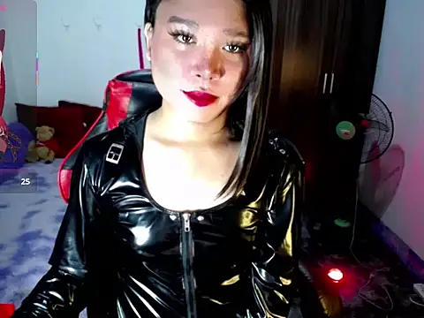 Urassiansweetcummer online show from July 29, 2:33 am