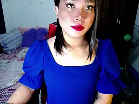 Urassiansweetcummer online show from September 19, 12:58 am