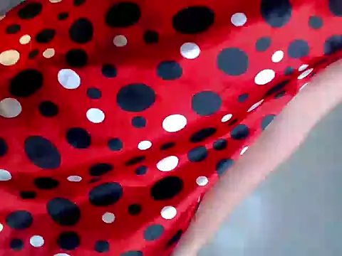 yolly fox online show from September 22, 4:24 pm