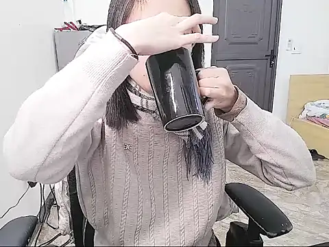 Shulee21 online show from November 21, 2:32 am