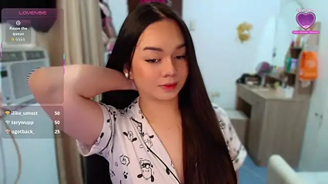 sofiahot365 online show from December 20, 7:44 am