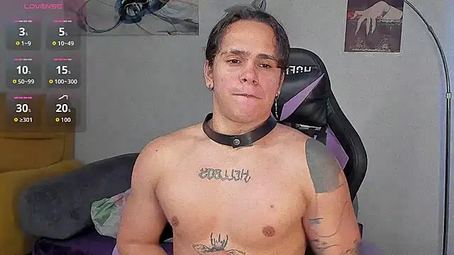 Maximiliano scoott   online show from June 12, 9:45 pm