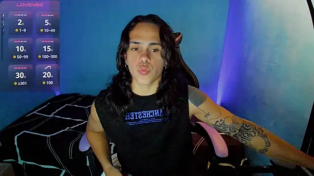 Maximiliano scoott   online show from October 7, 8:10 pm