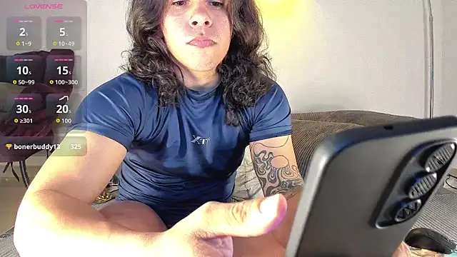 Maximiliano scoott   online show from April 19, 8:04 am