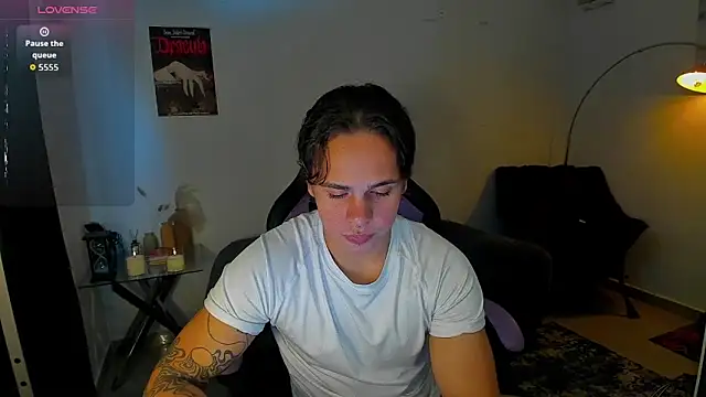 Maximiliano scoott   online show from February 21, 9:28 pm