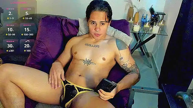 Maximiliano scoott   online show from March 8, 7:39 pm