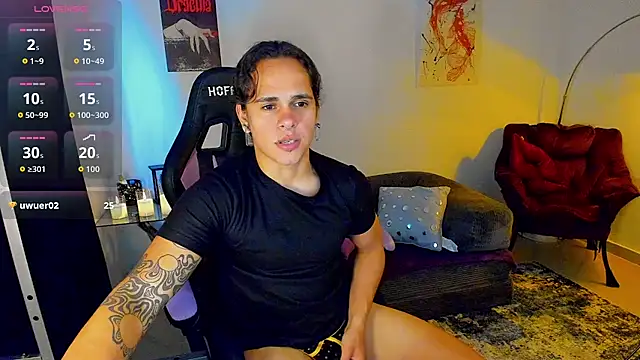 Maximiliano scoott   online show from December 19, 8:00 pm