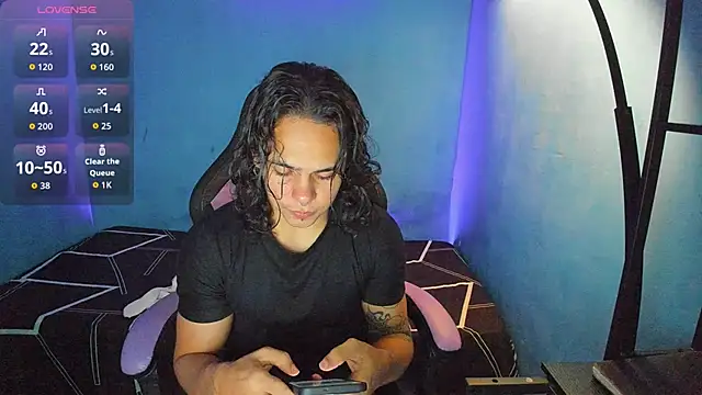 Maximiliano scoott   online show from October 15, 6:49 pm