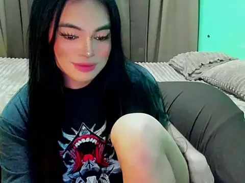 Sweetpeaxx online show from June 22, 8:11 am