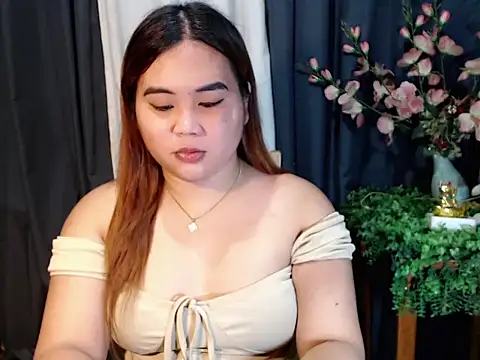 queen staceyy online show from December 4, 7:07 am