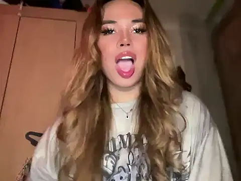 goddessofalltime online show from June 1, 12:22 am