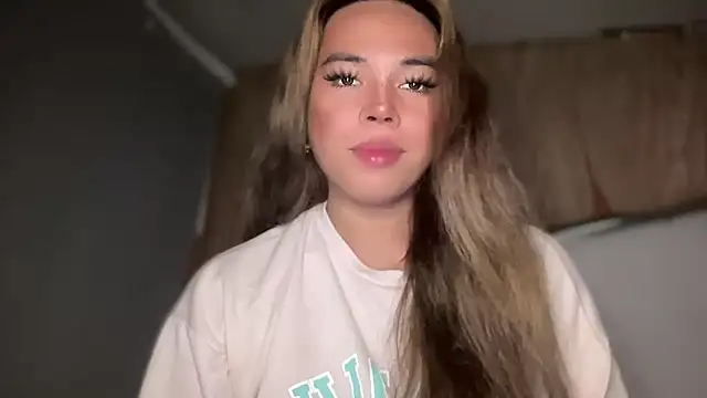 Snapshot of goddessofalltime chatting on September 9, 1:27 am goddessofalltime online show from September 9, 1:27 am