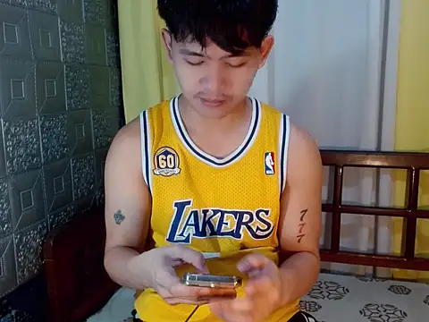 Snapshot of Albertx_Destroyer69 chatting on December 19, 4:53 pm Albertx Destroyer69 online show from December 19, 4:53 pm