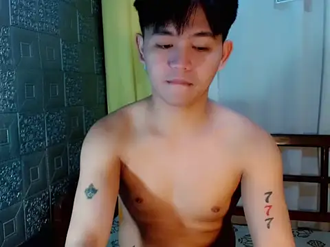 Snapshot of Albertx_Destroyer69 chatting on December 21, 5:14 pm Albertx Destroyer69 online show from December 21, 5:14 pm