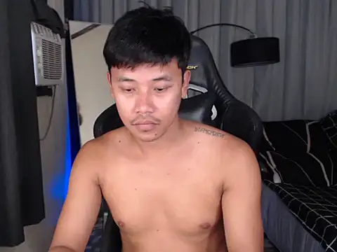 alexsuckable01 online show from March 12, 5:45 am