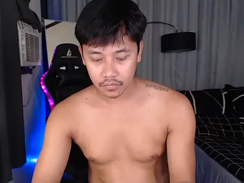 alexsuckable01 online show from April 2, 4:35 pm