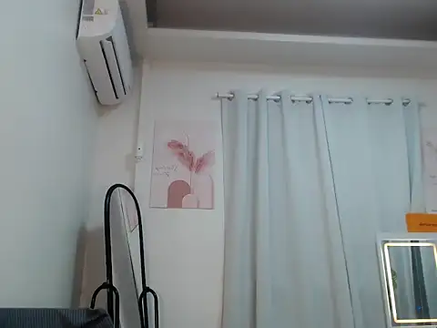 ts pinayfoxy18 online show from February 14, 3:40 am