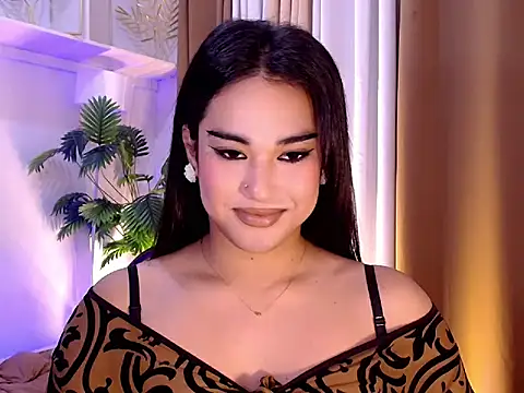 Snapshot of magnificent_kitana chatting on April 29, 7:53 pm magnificent kitana online show from April 29, 7:53 pm