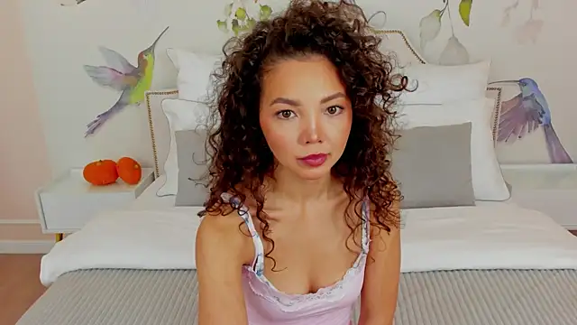 Snapshot of MargaretPeace chatting on October 8, 3:19 am MargaretPeace online show from October 8, 3:19 am