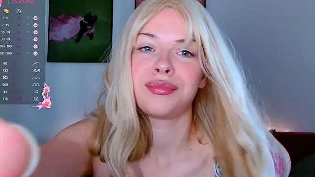 babylilly00 online show from May 17, 2:50 pm