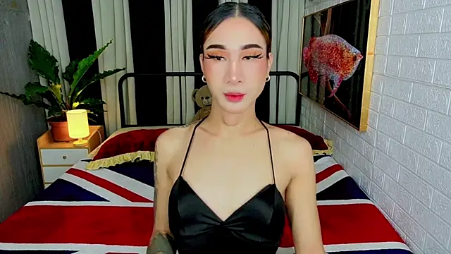 TRANSGODDESSA online show from October 21, 9:03 pm